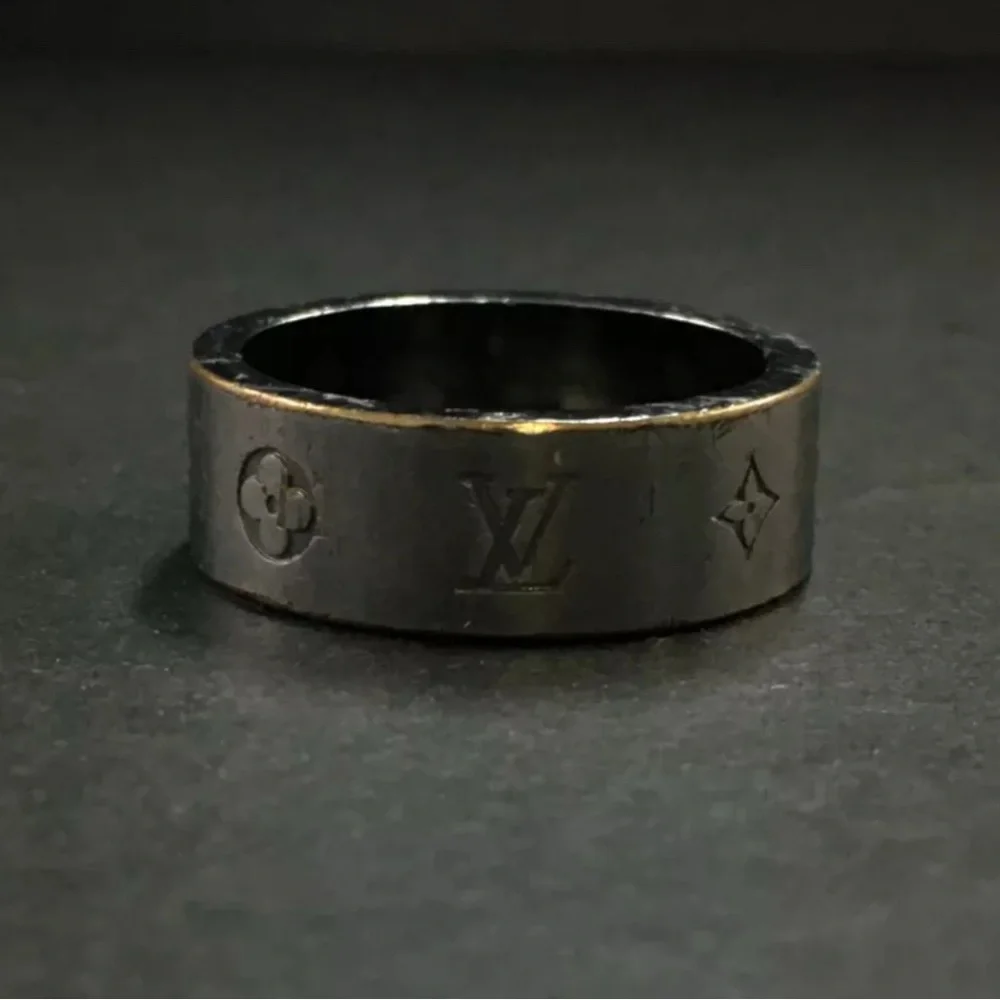 Authentic Louis Vuitton LV Instinct Silver Tone Ring ISO sz: 61 Large